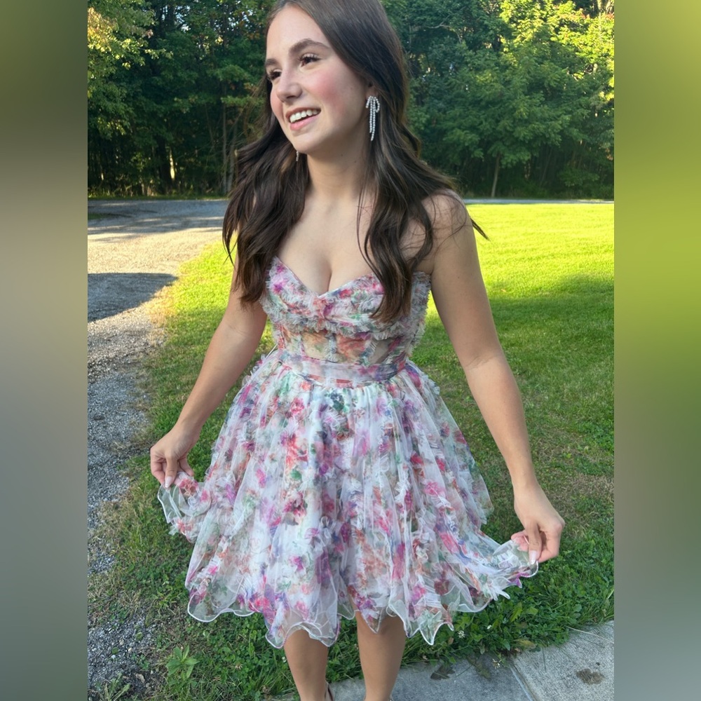 SHERRI HILL prom/homecoming dress size 2